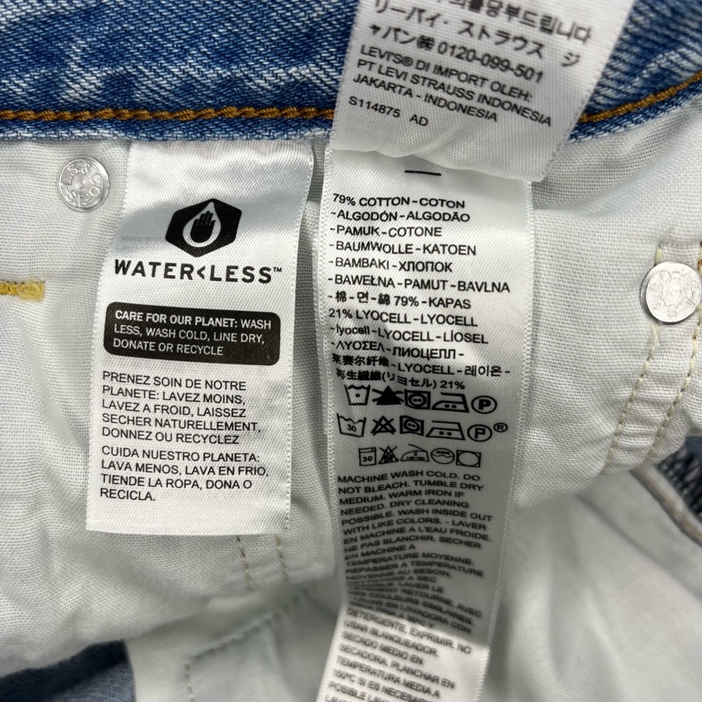 Levis Ribcage Straight Ankle Light Wash Button Fly Jeans Size 28 - Picture 15 of 15